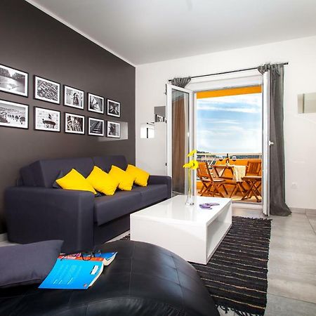 Two Bedroom Apartment With A Sea View & A Balcony Дубровник Экстерьер фото